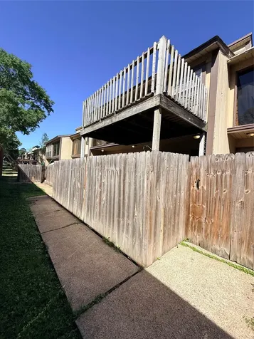 23 Lakeway Street Panorama Village TX 77304