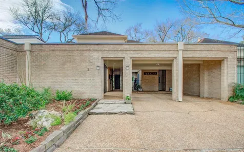 2 Woodstone Street Houston TX 77024