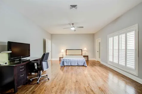 2 Woodstone Street Houston TX 77024