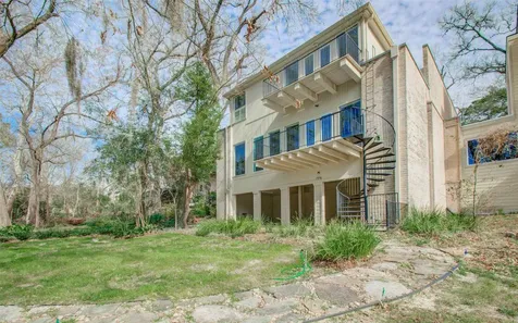 2 Woodstone Street Houston TX 77024