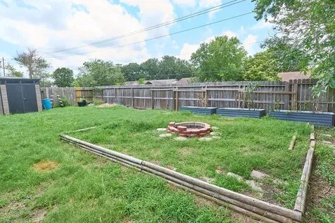 2922 Veva Drive Pearland TX 77584