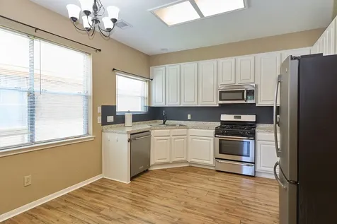 2922 Veva Drive Pearland TX 77584