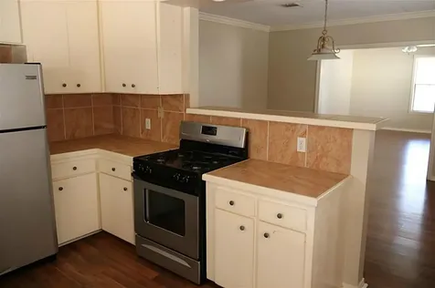 1220 Ashland Street Houston TX 77008