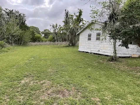 1857 County Road 318 Brazoria TX 77422