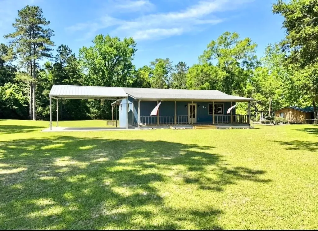 159 County Road 223 Brookeland TX 75931