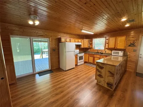 159 County Road 223 Brookeland TX 75931