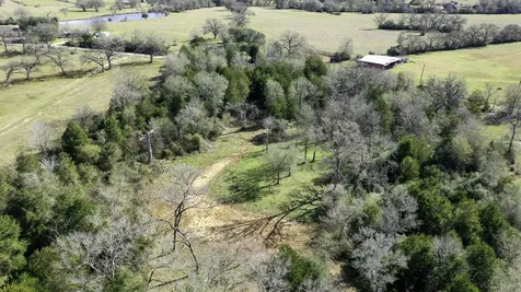 1224 S State Street Madisonville TX 77864