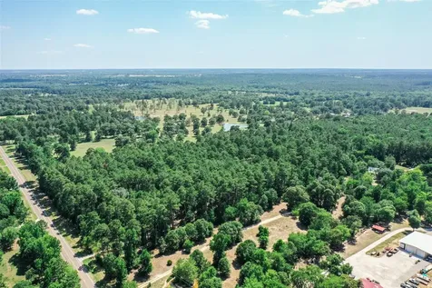 4525 N Fm 1486 Road Montgomery TX 77356
