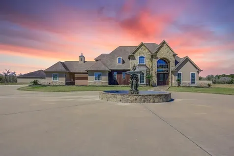 1195 County Road 150 Alvin TX 77511