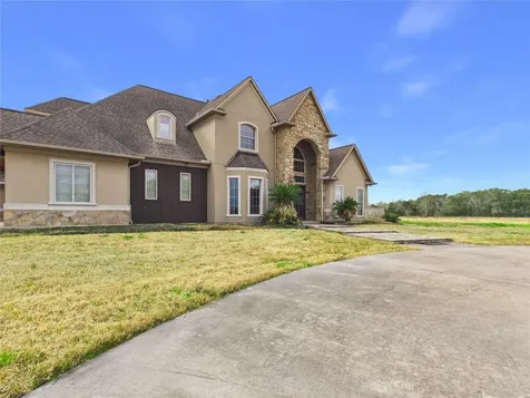 1195 County Road 150 Alvin TX 77511