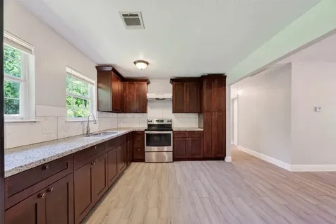 3031 Groton Drive Houston TX 77051