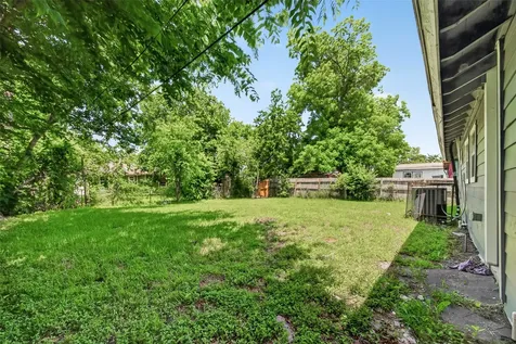 3031 Groton Drive Houston TX 77051