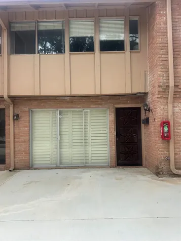6315 Crab Orchard Road 9 Houston TX 77057