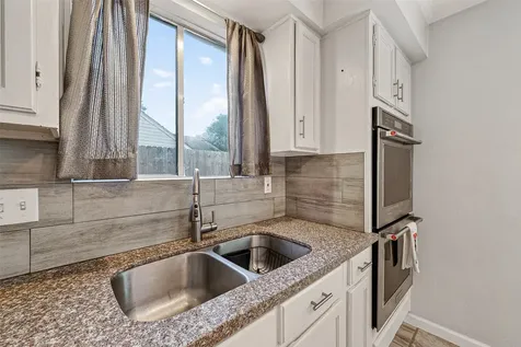 1022 Apache Falls Drive Katy TX 77450