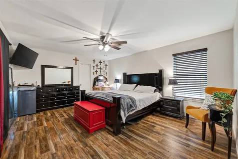 1022 Apache Falls Drive Katy TX 77450