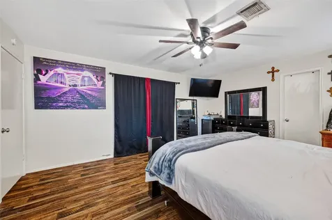 1022 Apache Falls Drive Katy TX 77450