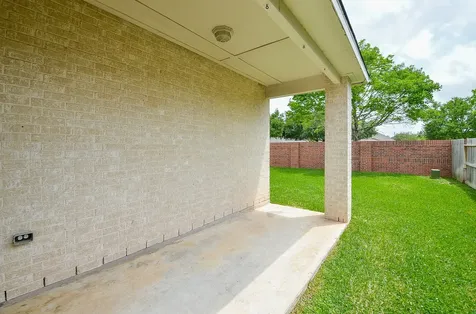 3911 Fallsbrook Court Sugar Land TX 77479