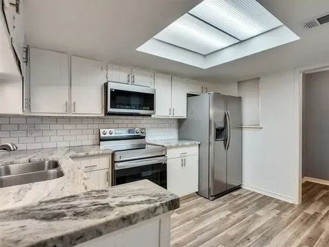 5005 Georgi Lane 194 Houston TX 77092