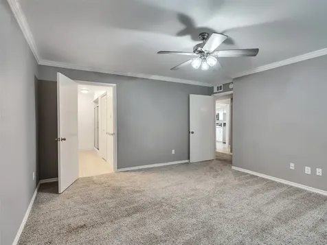 5005 Georgi Lane 194 Houston TX 77092