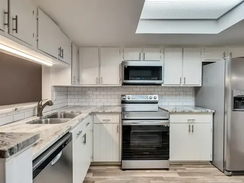 5005 Georgi Lane 194 Houston TX 77092