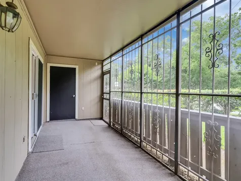 5005 Georgi Lane 194 Houston TX 77092