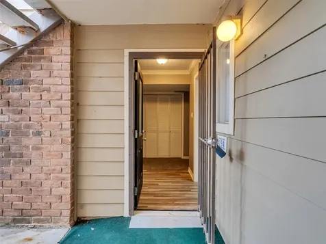 5005 Georgi Lane 194 Houston TX 77092