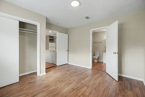 6500 Haden Drive Hitchcock TX 77563