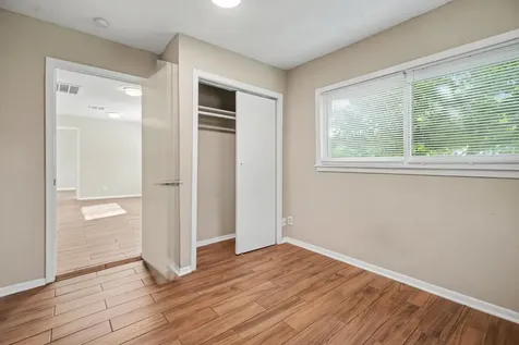 6500 Haden Drive Hitchcock TX 77563