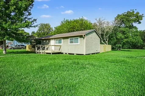 6500 Haden Drive Hitchcock TX 77563