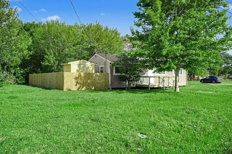 6500 Haden Drive Hitchcock TX 77563