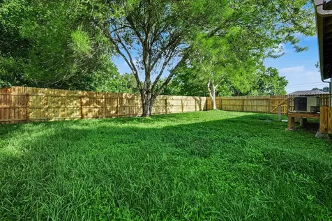 6500 Haden Drive Hitchcock TX 77563