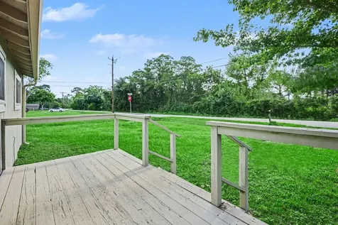 6500 Haden Drive Hitchcock TX 77563