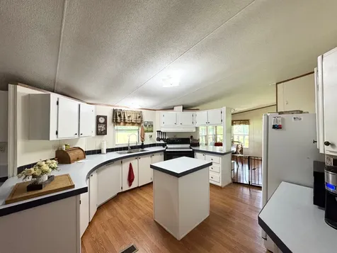 535 County Road 1710 Grapeland TX 75844