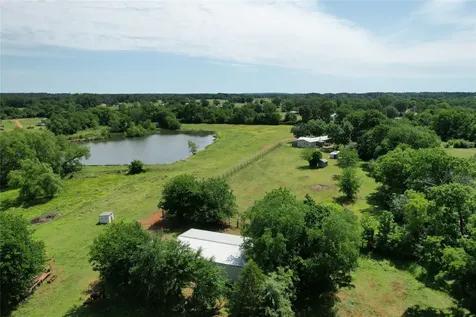 535 County Road 1710 Grapeland TX 75844
