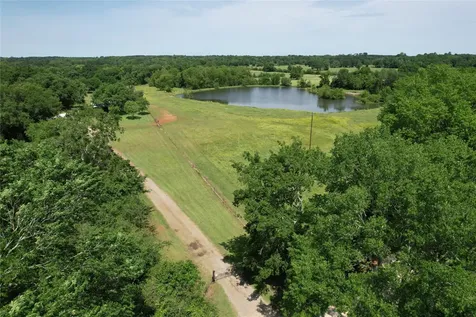 535 County Road 1710 Grapeland TX 75844