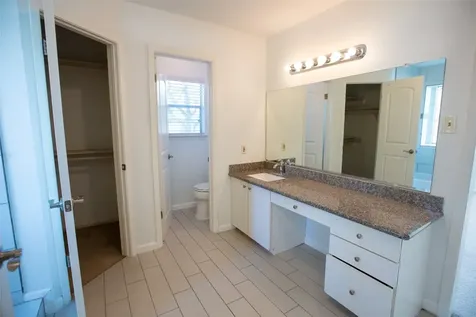 2627 The Highlands Drive Sugar Land TX 77478
