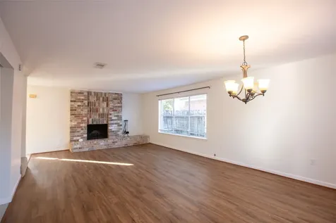 2627 The Highlands Drive Sugar Land TX 77478