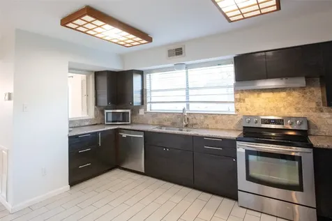 2627 The Highlands Drive Sugar Land TX 77478