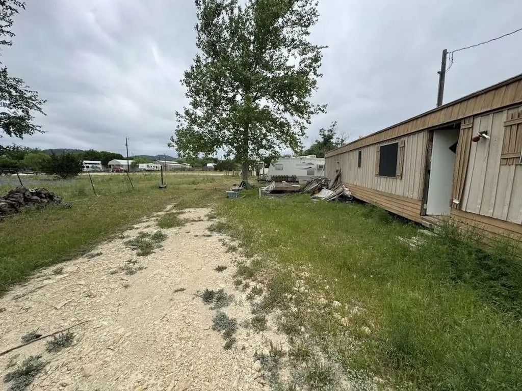562 Siesta Drive Bandera TX 78003