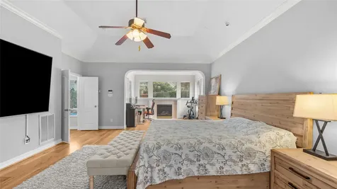 6006 E Brook Court Sugar Land TX 77479