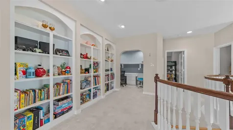 6006 E Brook Court Sugar Land TX 77479