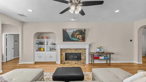 6006 E Brook Court Sugar Land TX 77479
