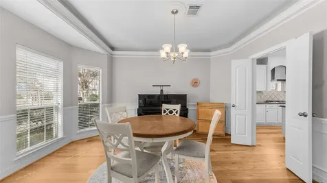 6006 E Brook Court Sugar Land TX 77479