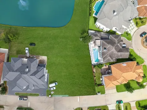 2136 Camden Creek Lane Houston TX 77077