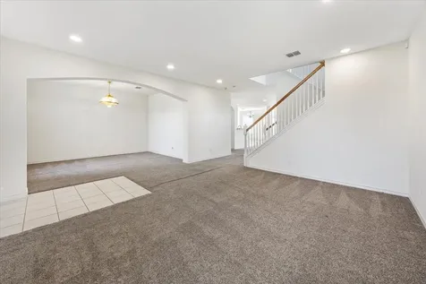 7704 Labrador Drive Arlington TX 76002