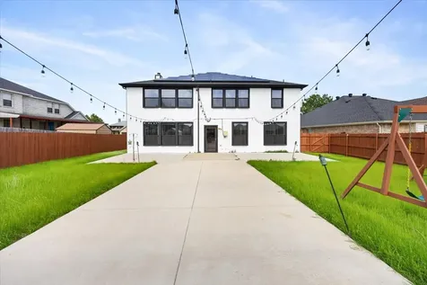 7704 Labrador Drive Arlington TX 76002