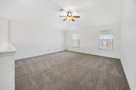 7704 Labrador Drive Arlington TX 76002