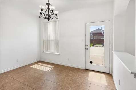 7704 Labrador Drive Arlington TX 76002