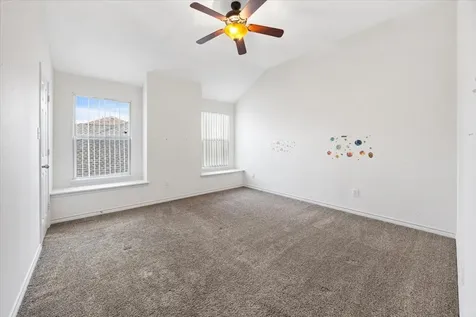 7704 Labrador Drive Arlington TX 76002