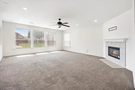 7704 Labrador Drive Arlington TX 76002